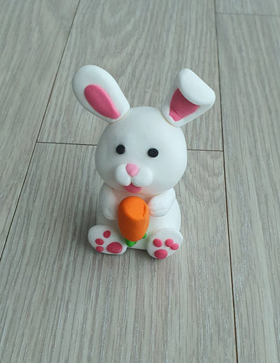 How to make a rabbit eating a carrot out of clay  🐇🥕